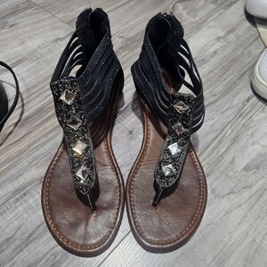 Daisy Fuentes Black Sandals Witj Rhinestones Sz 8